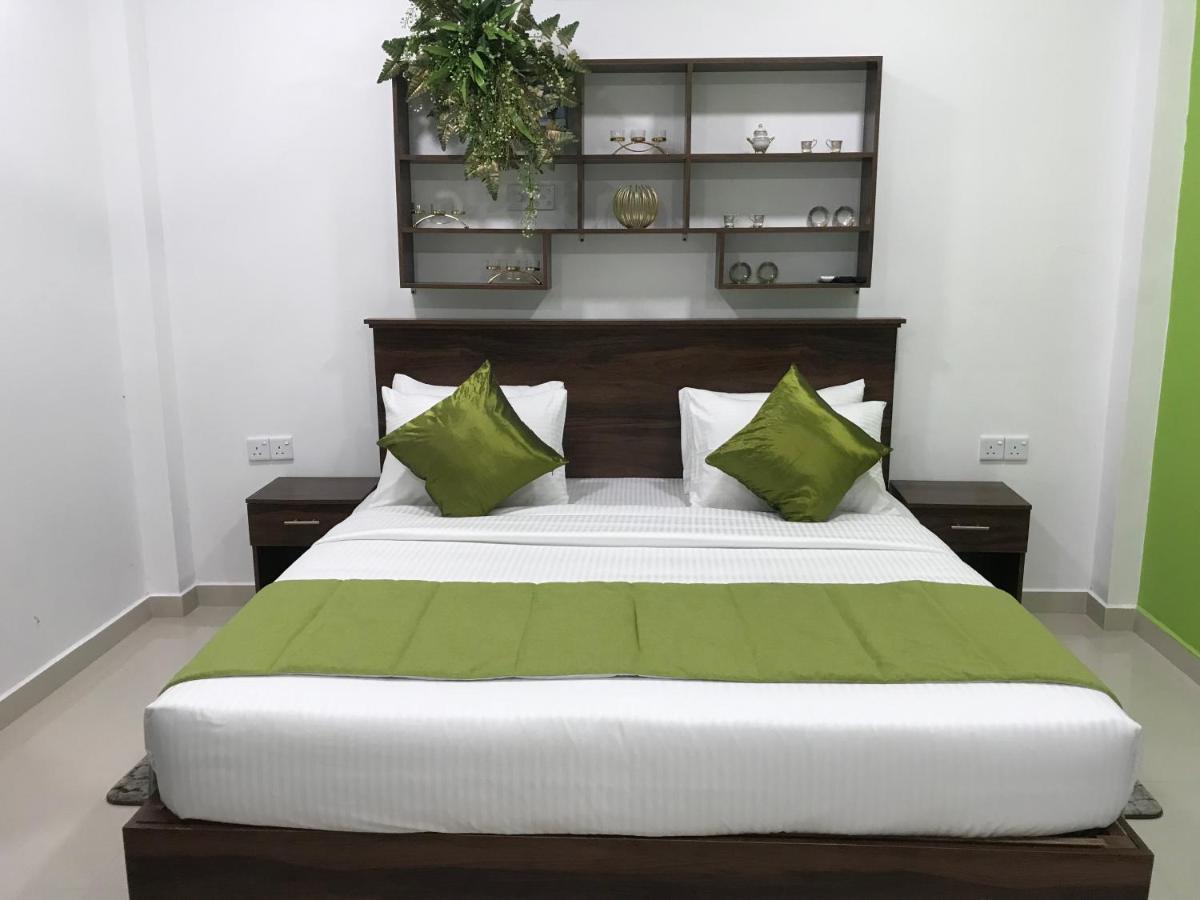 Cinnamon Airport Residencies Катунаяка Экстерьер фото