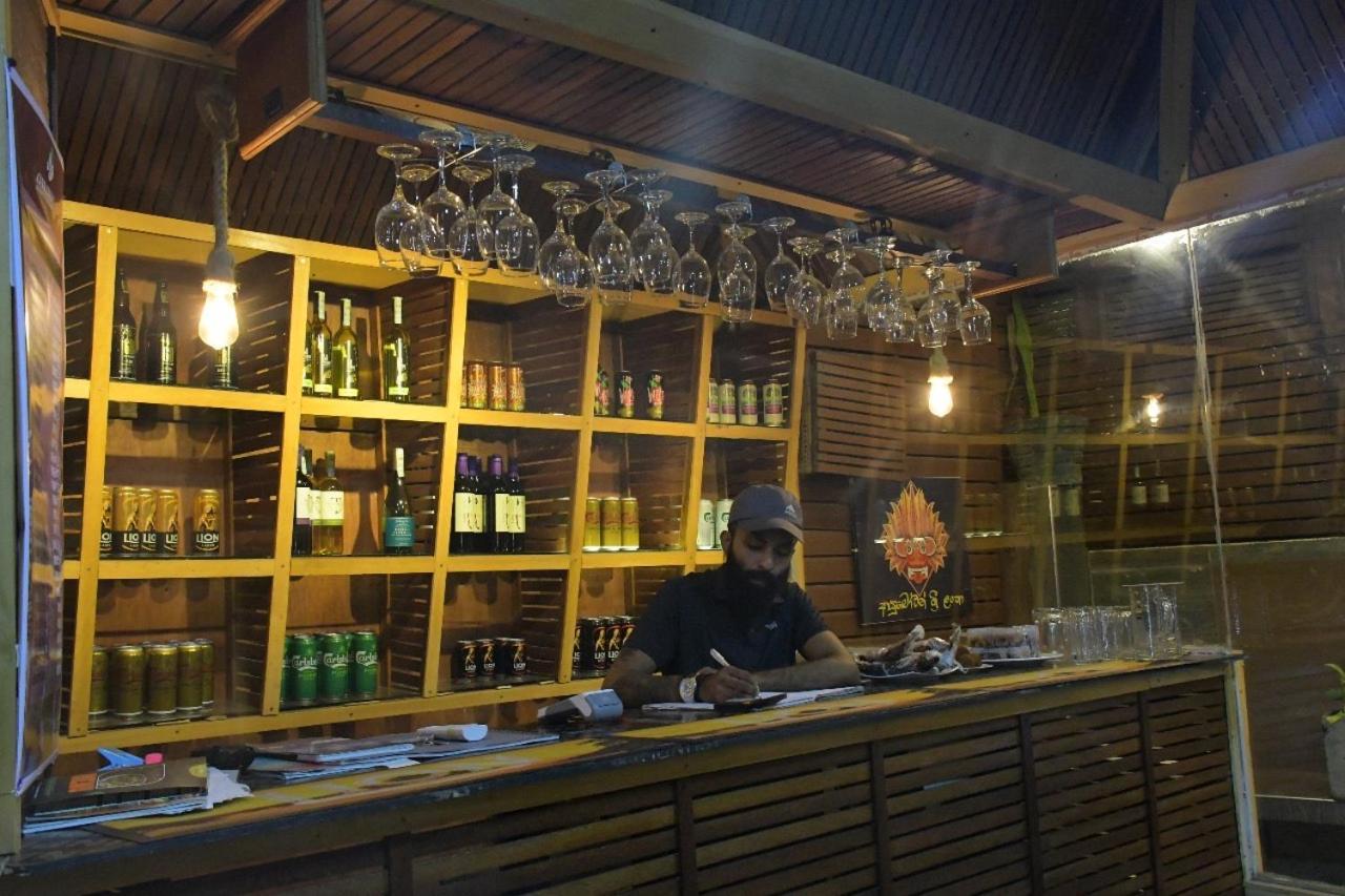 Cinnamon Airport Residencies Катунаяка Экстерьер фото
