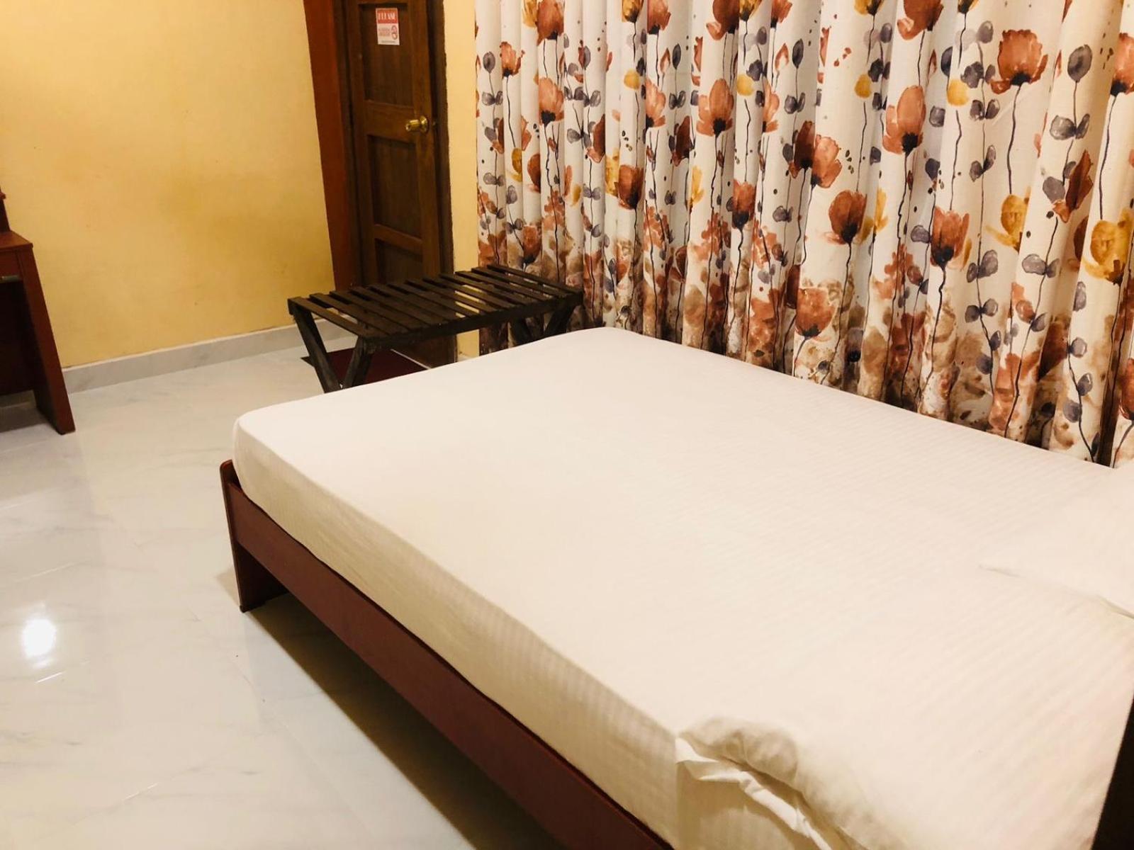 Cinnamon Airport Residencies Катунаяка Экстерьер фото