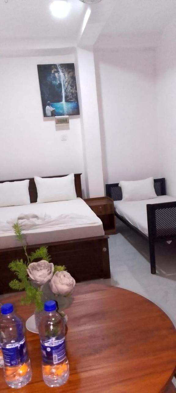 Cinnamon Airport Residencies Катунаяка Экстерьер фото